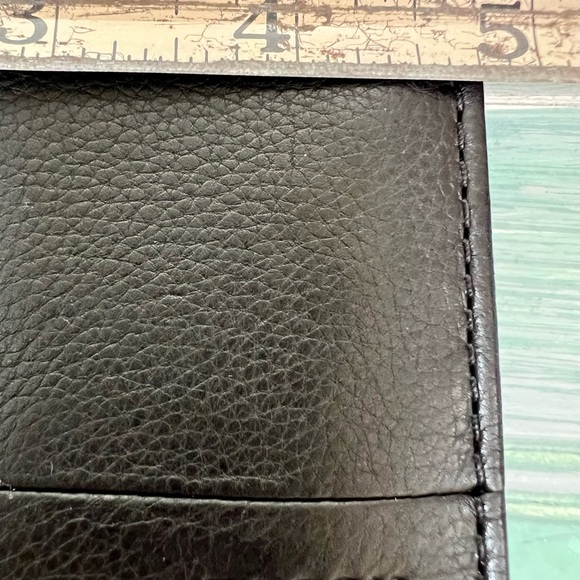 Fossil Tri-Fold Men’s Leather Wallet - Picture 15 of 16